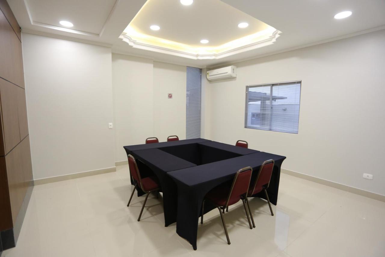 Hotel Caiua Express Умуарама Экстерьер фото