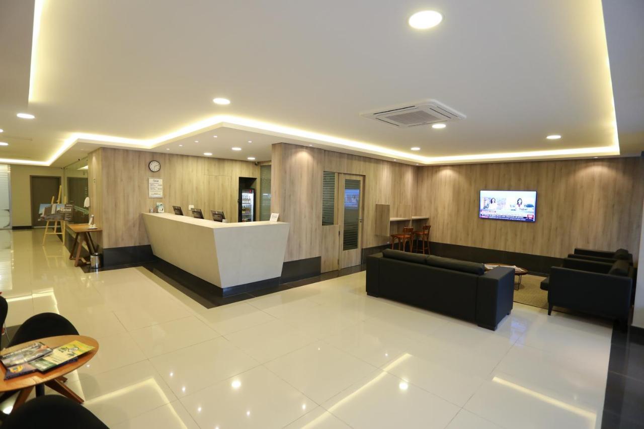 Hotel Caiua Express Умуарама Экстерьер фото