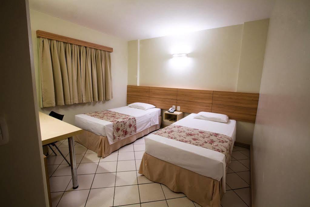 Hotel Caiua Express Умуарама Экстерьер фото
